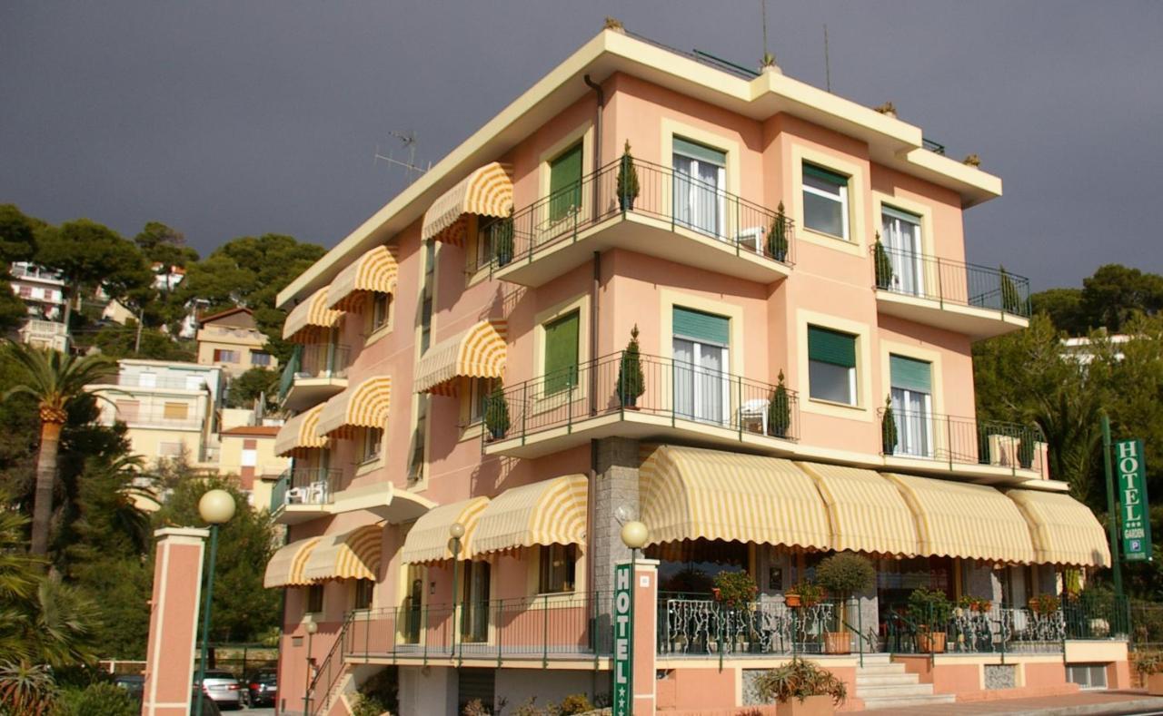 Hotel Garden Marina dʼMarina dʼAndora Exterior foto